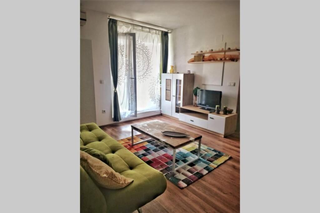 טימישוארה Evening Star Apartment מראה חיצוני תמונה