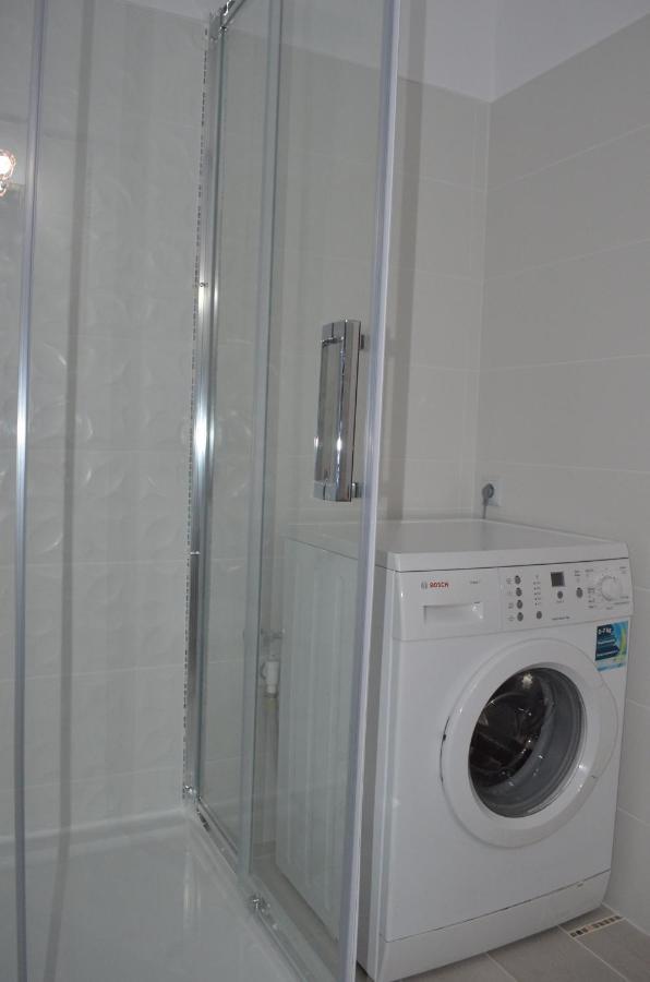 טימישוארה Evening Star Apartment מראה חיצוני תמונה